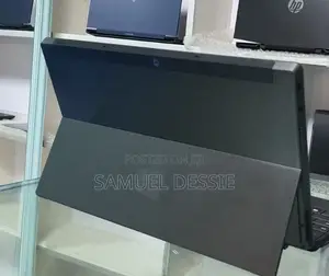 New Laptop Microsoft Surface 2GB SSD 32GB
