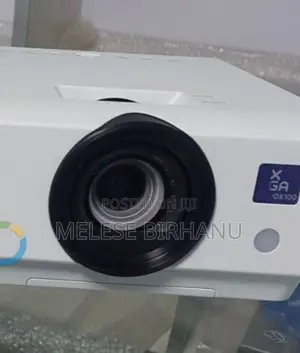 New SONY Dx-100 Projector