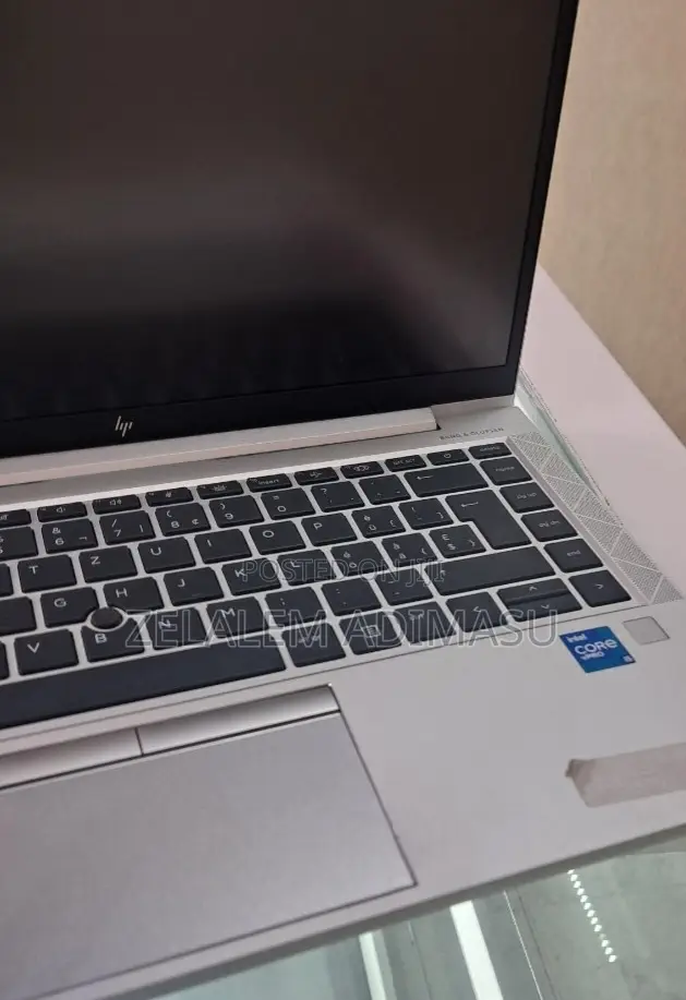 New Laptop HP EliteBook Folio 16GB Intel Core I5 SSD 512GB