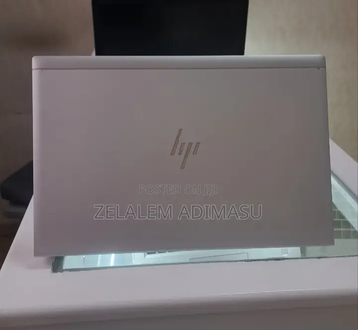 New Laptop HP EliteBook Folio 16GB Intel Core I5 SSD 512GB