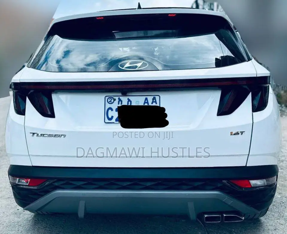 Hyundai Tucson 2022 White