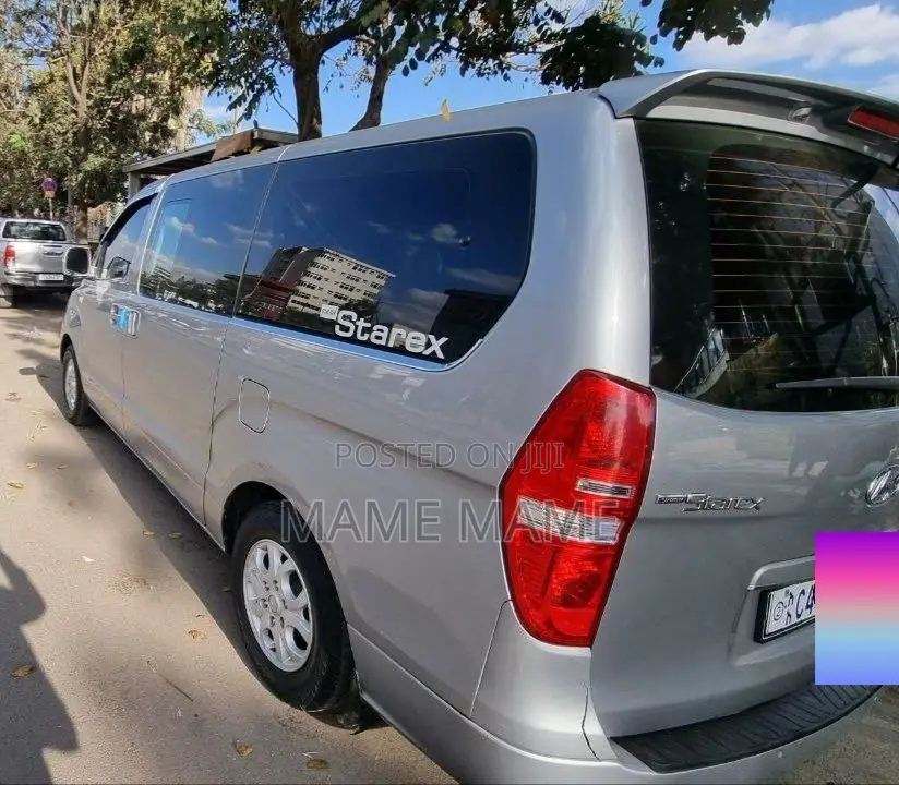 Hyundai Starex 2015 Silver