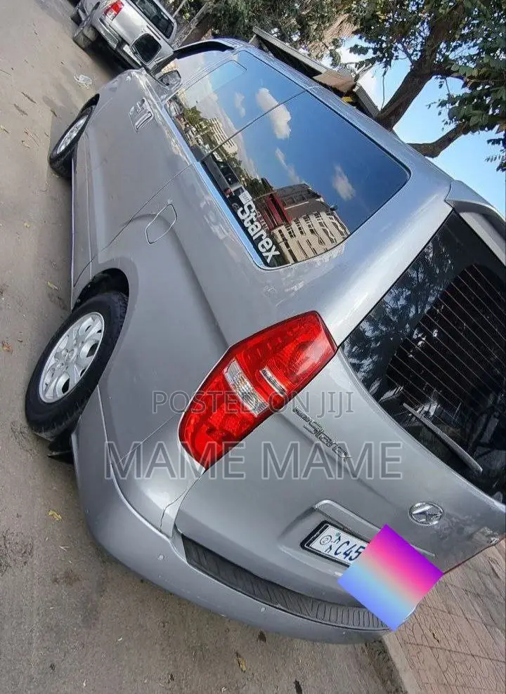 Hyundai Starex 2015 Silver