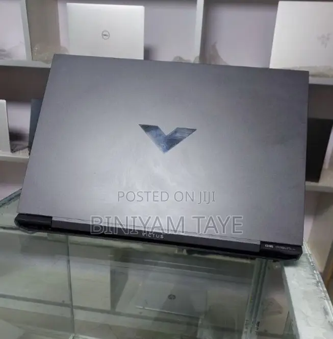 New Laptop HP Victus 16 8GB AMD Ryzen 5 SSD 1T