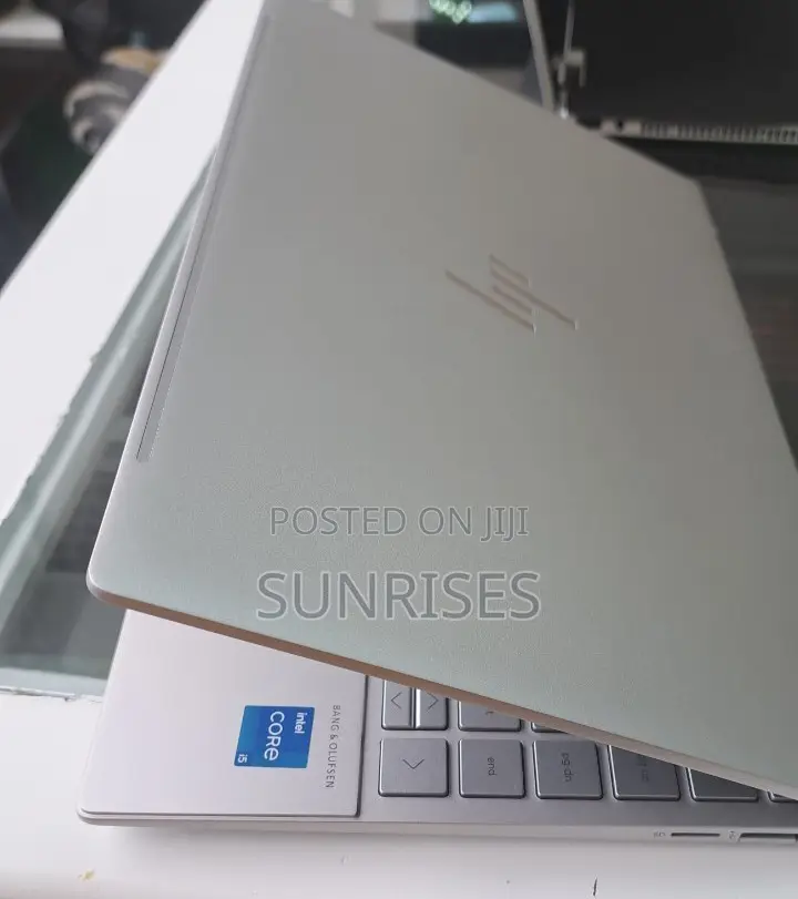 New Laptop HP Envy 13 16GB Intel Core I5 SSD 512GB