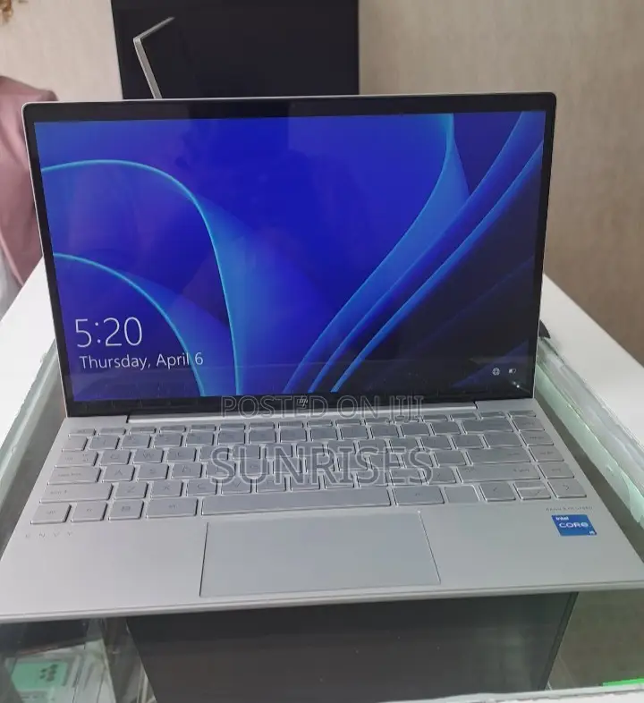 New Laptop HP Envy 13 16GB Intel Core I5 SSD 512GB