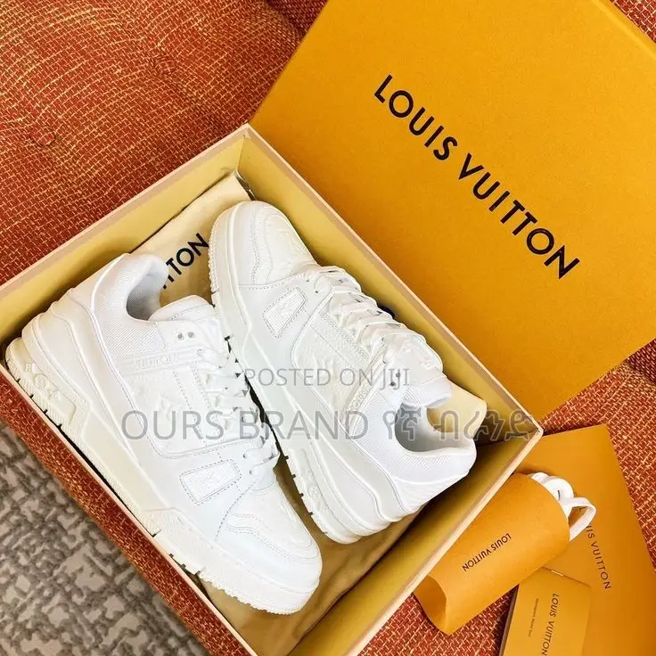 High Master Quality Louis Vuitton Low Cut Sneakers Shoes