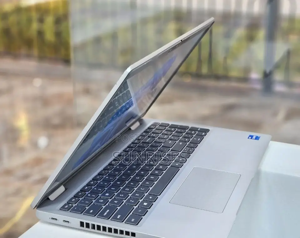 New Laptop Dell Latitude 5310 16GB Intel Core I7 SSD 512GB