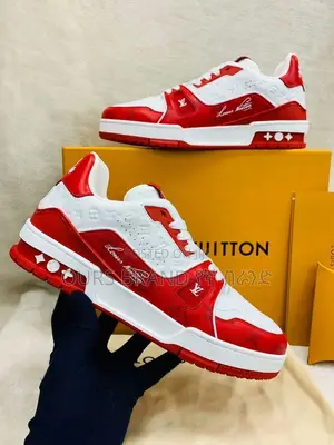 Photo - High Master Quality Louis Vuitton Low Cut Sneakers Shoes