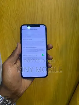 Photo - Apple iPhone 11 Pro 256 GB Gold