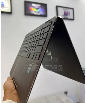 New Laptop HP Spectre X360 16GB Intel Core I7 SSD 1T