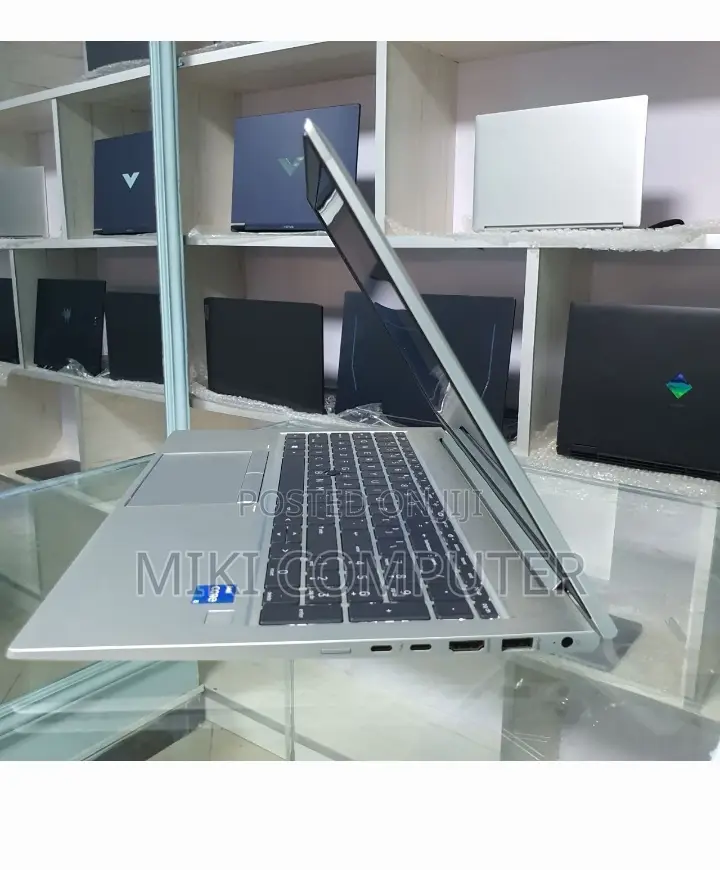 New Laptop HP EliteBook 850 G8 8GB Intel Core I5 SSD 512GB