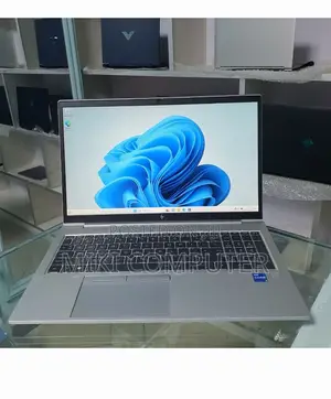 New Laptop HP EliteBook 850 G8 8GB Intel Core I5 SSD 512GB