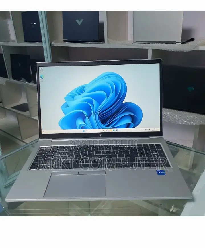 New Laptop HP EliteBook 850 G8 8GB Intel Core I5 SSD 512GB