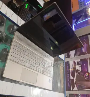 Photo - New Laptop HP Pavilion 15 8GB Intel Core I5 SSD 512GB