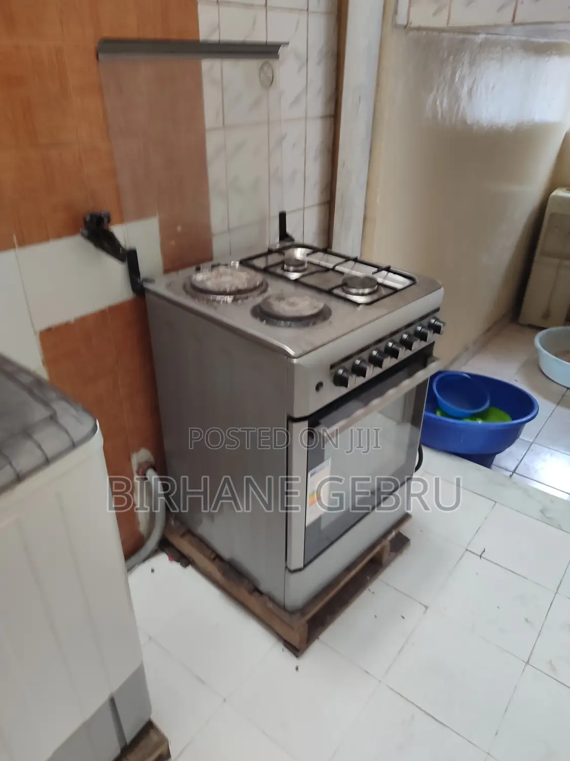 G+2 Fernished Guest House