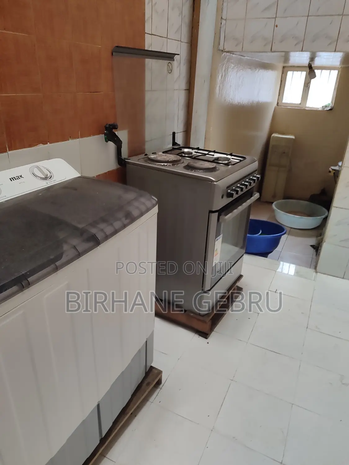 G+2 Fernished Guest House