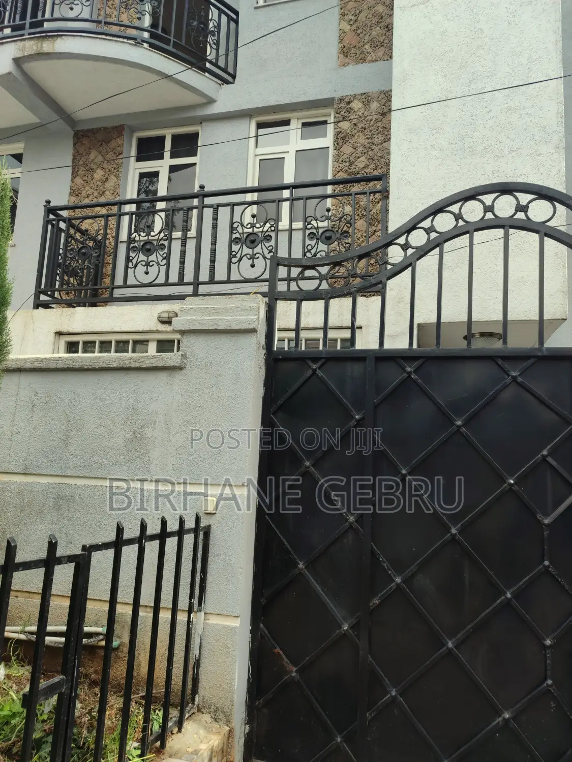 G+2 Fernished Guest House