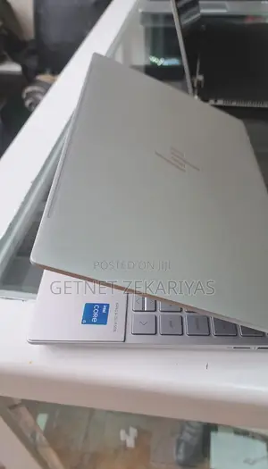 New Laptop HP Envy 13 16GB Intel Core I5 SSD 512GB