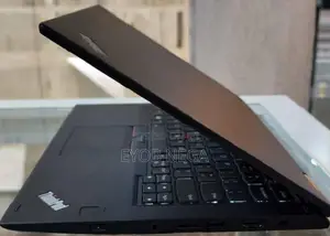 New Laptop Lenovo Yoga 330 8GB Intel Core I5 SSD 512GB