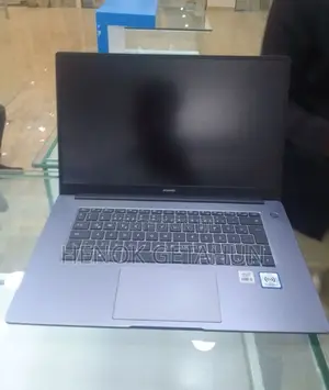 New Laptop Huawei MateBook 13 WRT-W19E 16GB Intel Core I5 SSD 512GB