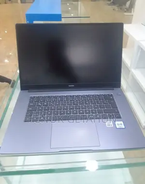 New Laptop Huawei MateBook 13 WRT-W19E 16GB Intel Core I5 SSD 512GB