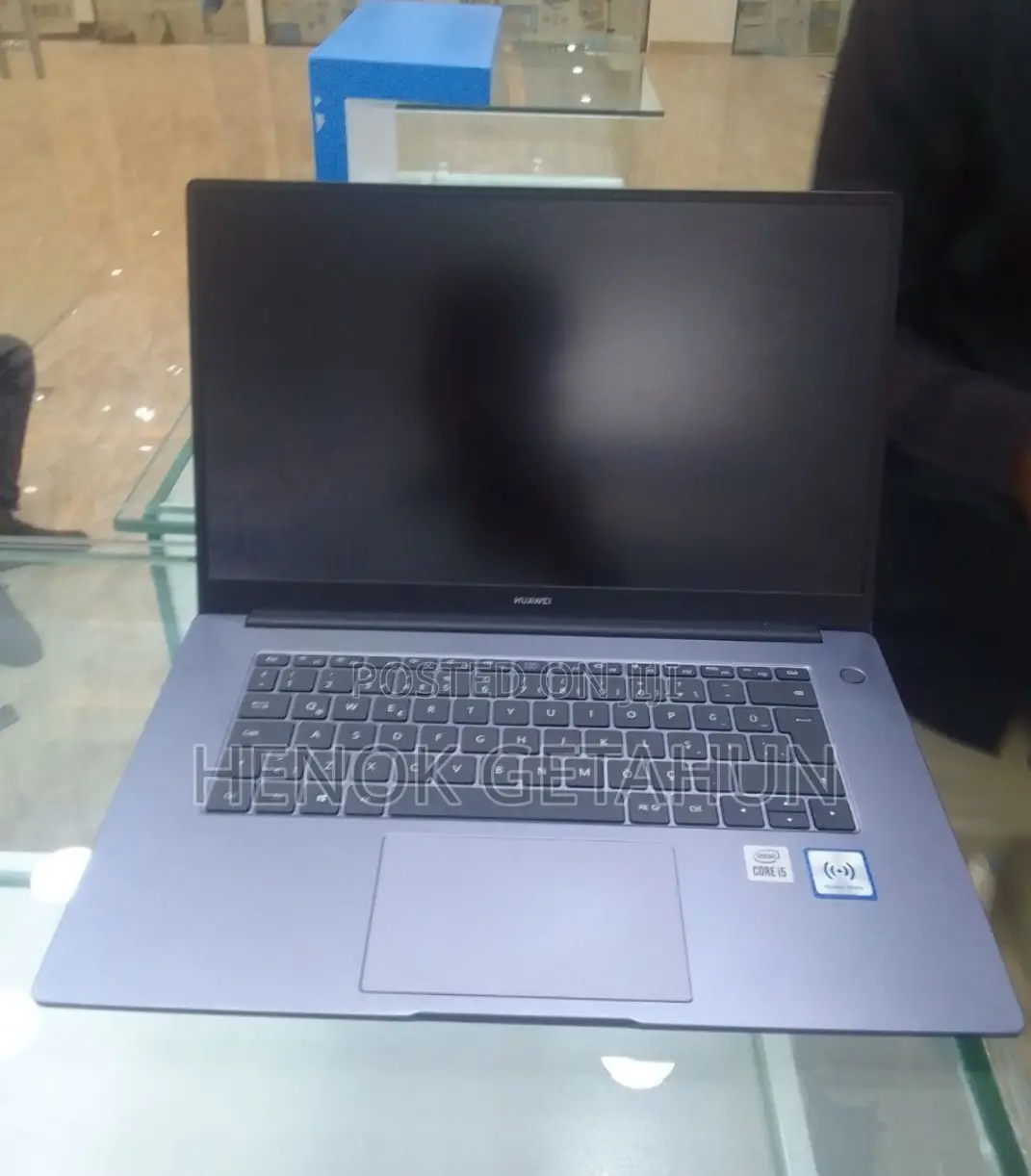 New Laptop Huawei MateBook 13 WRT-W19E 16GB Intel Core I5 SSD 512GB