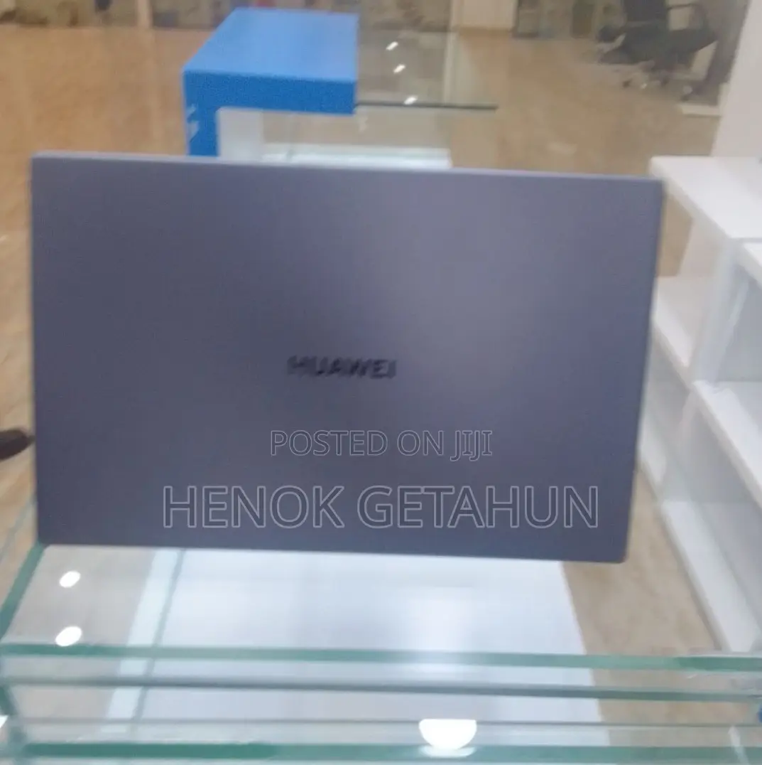 New Laptop Huawei MateBook 13 WRT-W19E 16GB Intel Core I5 SSD 512GB