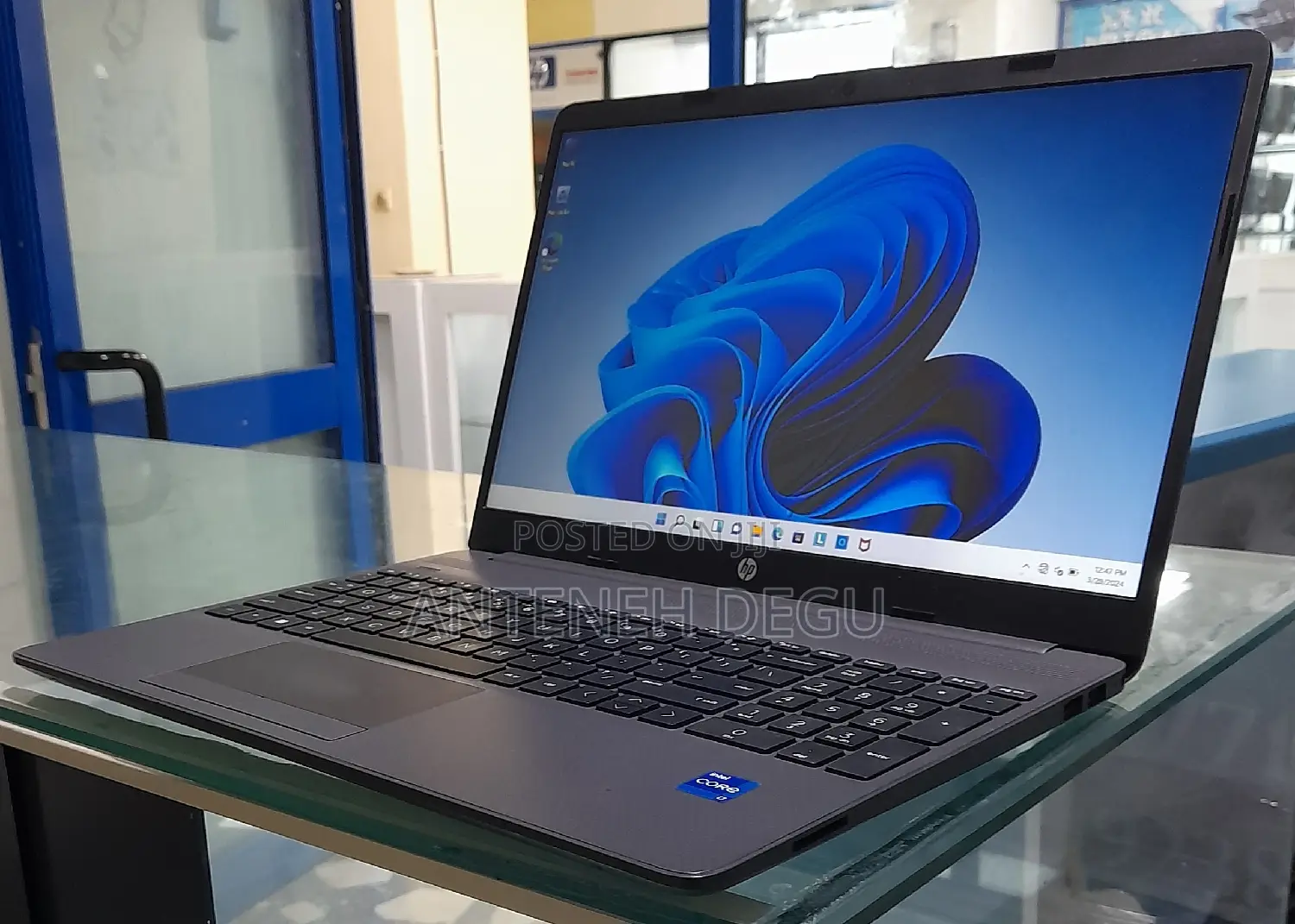 New Laptop HP Stream Notebook 8GB Intel Core I7 SSD 512GB