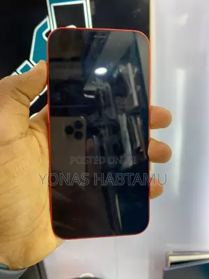 New Apple iPhone 12 64 GB Red