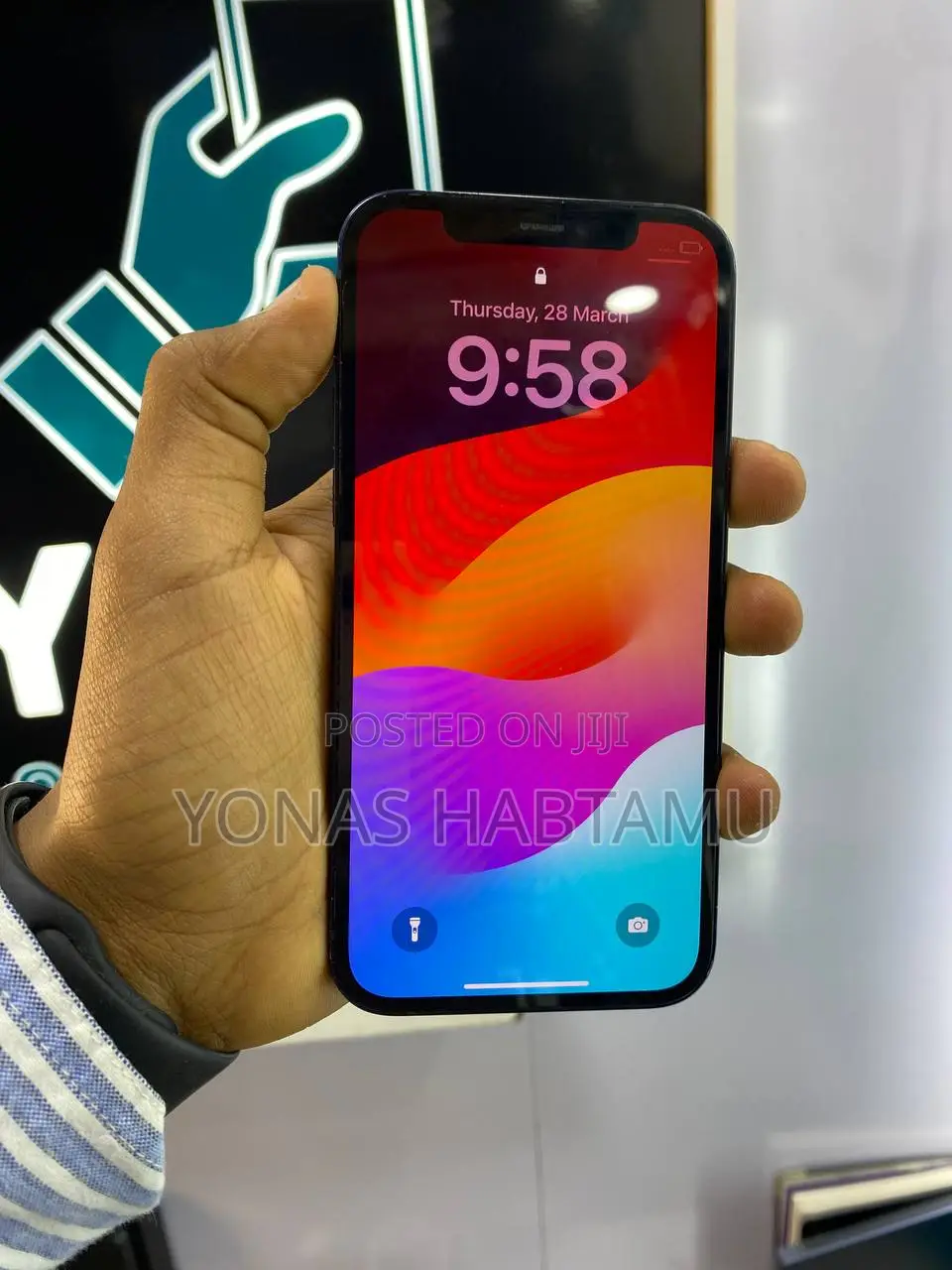 New Apple iPhone 12 64 GB Blue