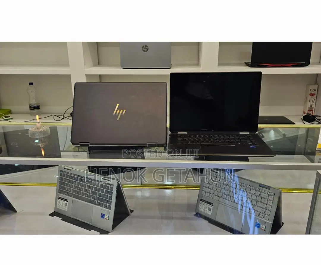 New Laptop HP Spectra 13 16GB Intel Core I7 SSD 512GB