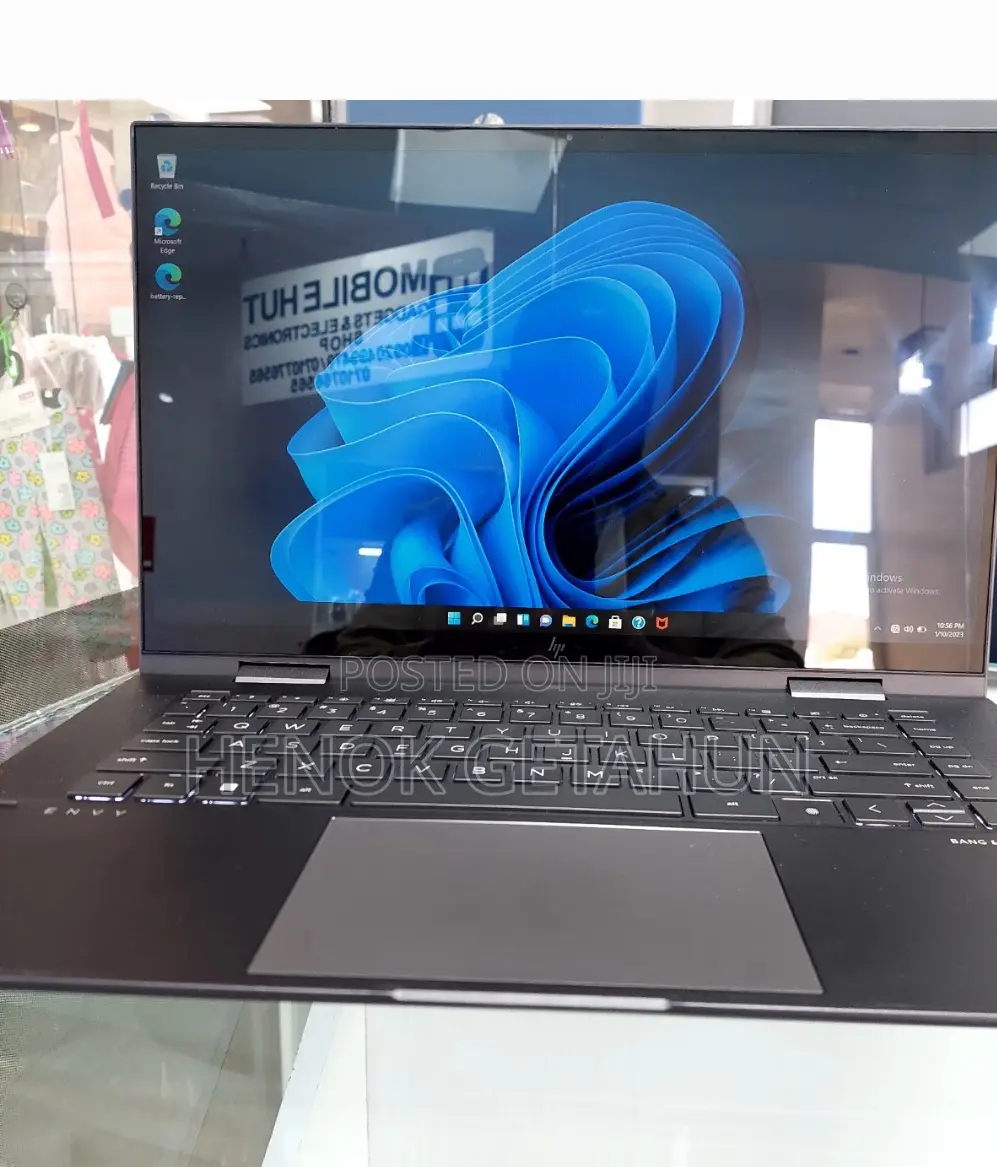 New Laptop HP Envy X360 16GB AMD Ryzen 7 SSD 512GB
