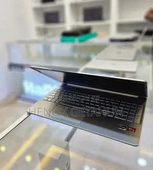 Photo - New Laptop HP Pavilion 15 8GB AMD Ryzen 5 SSD 512GB
