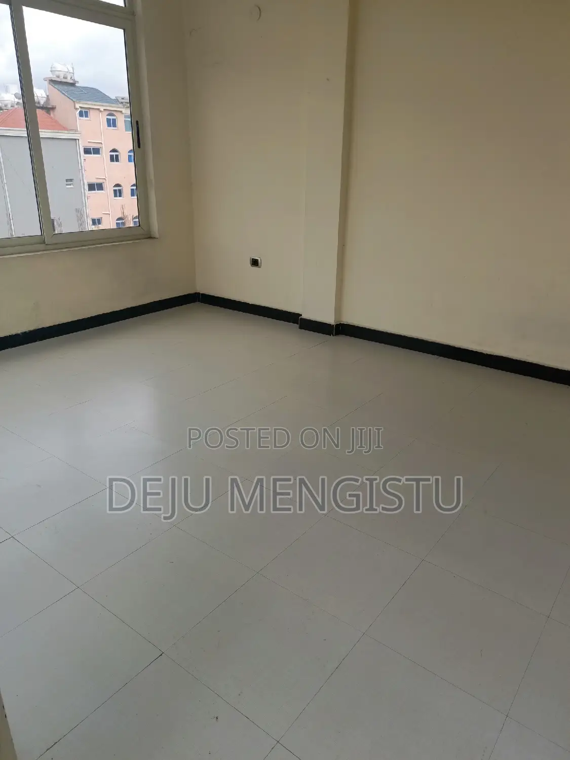 5bdrm House in ሰባ ሁለት(72), Bole for rent