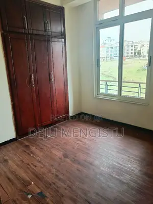 5bdrm House in ሰባ ሁለት(72), Bole for rent