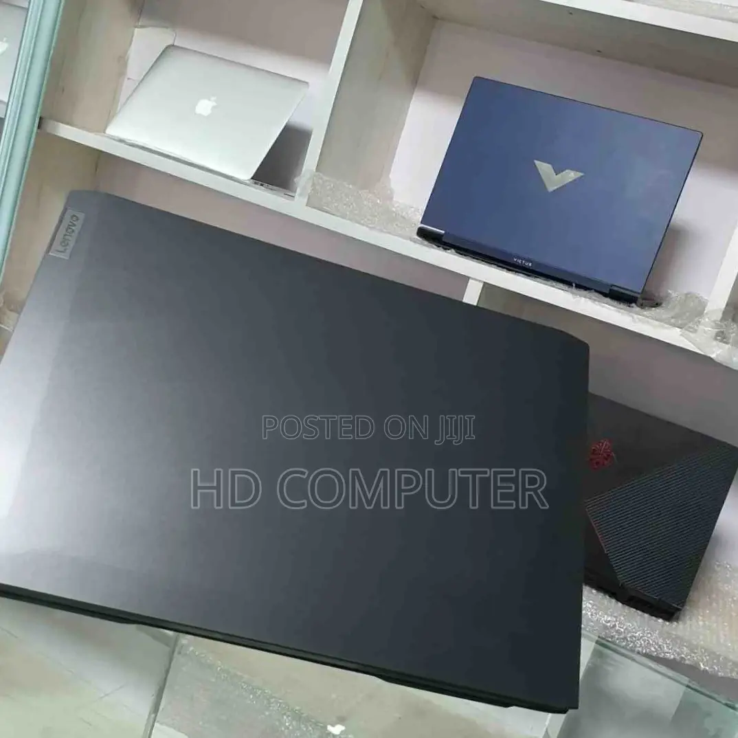 New Laptop Lenovo IdeaPad 1 8GB AMD Ryzen 5 SSD 512GB