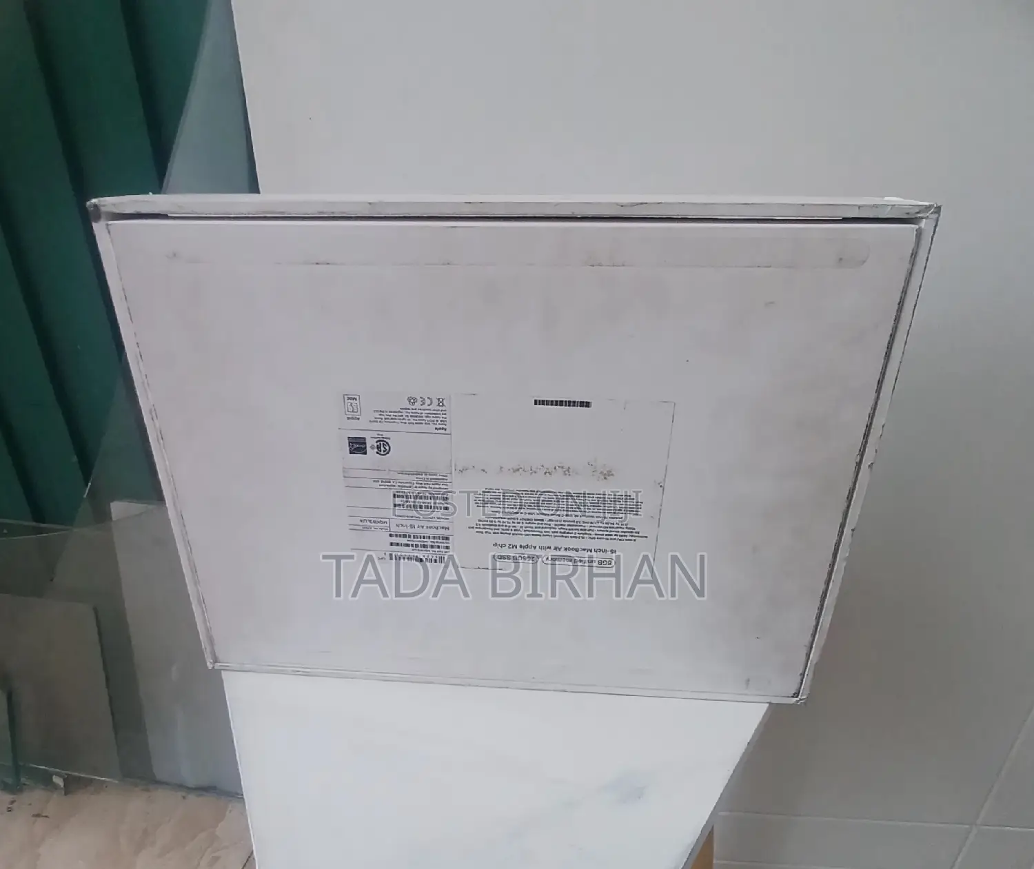 New Laptop Apple MacBook Air 2022 M2 16GB Intel Core i7 SSD 256GB