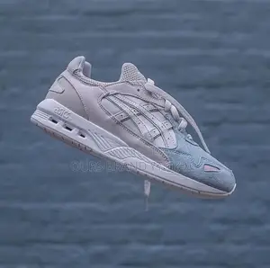 Photo - High Master Quality Ascis Low Cut Sneakers Shoes