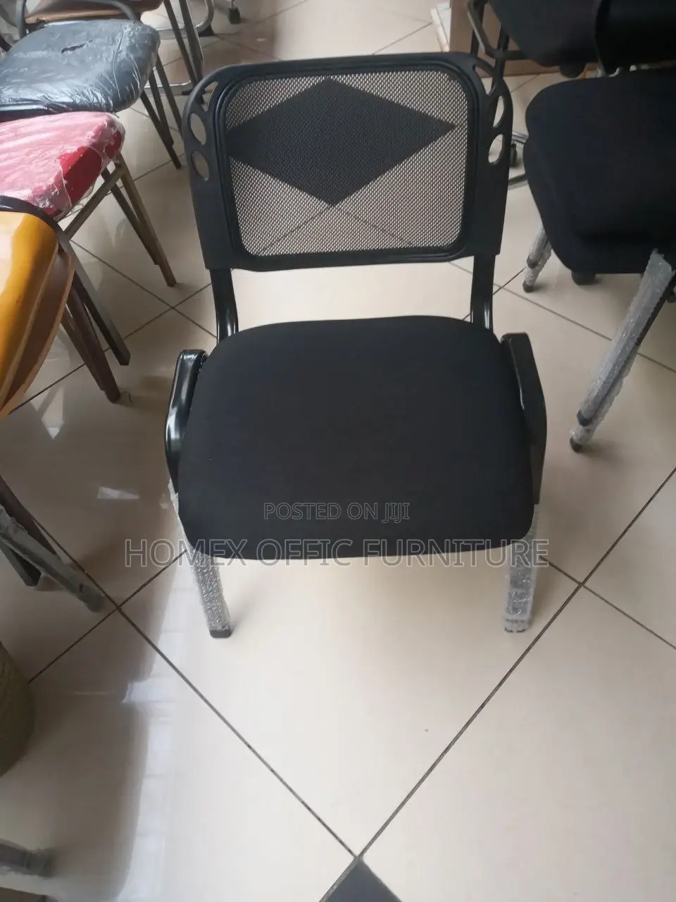 Office Guest Chair Local and Imported የቢሮ የ እንግዳ ወንበር