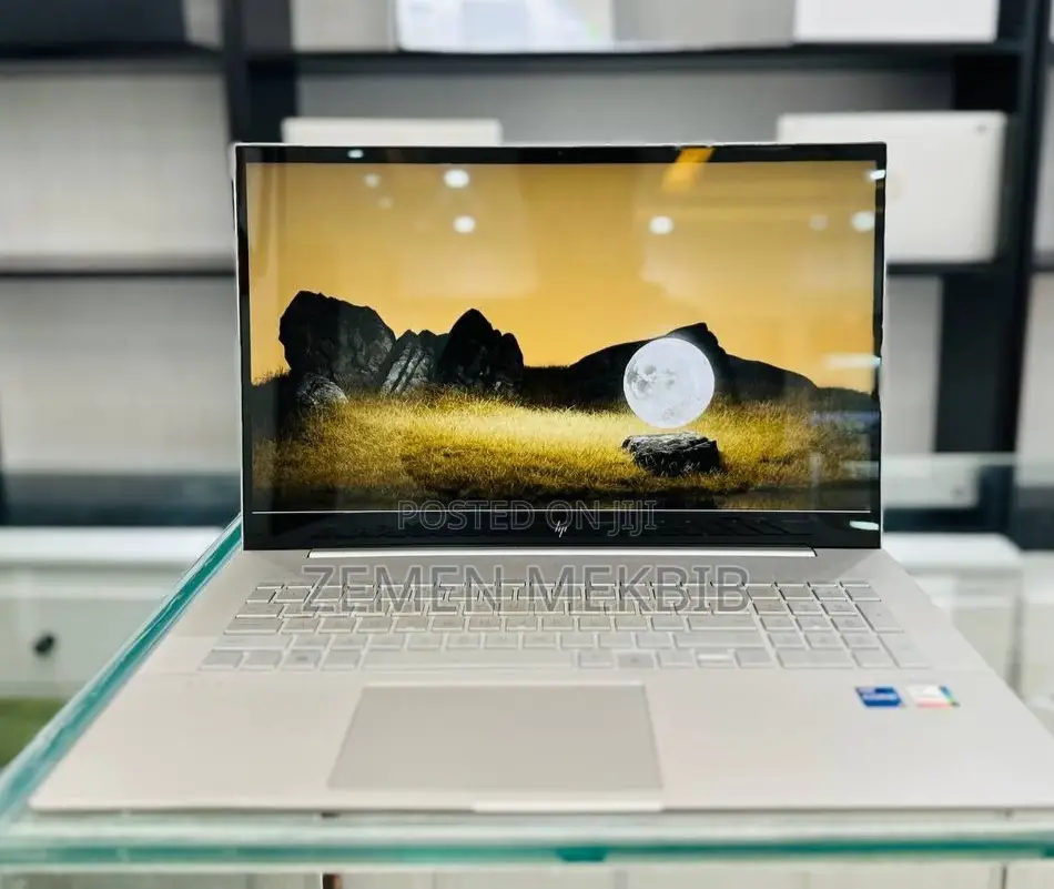 New Laptop HP Envy X360 16GB Intel Core I7 SSD 512GB