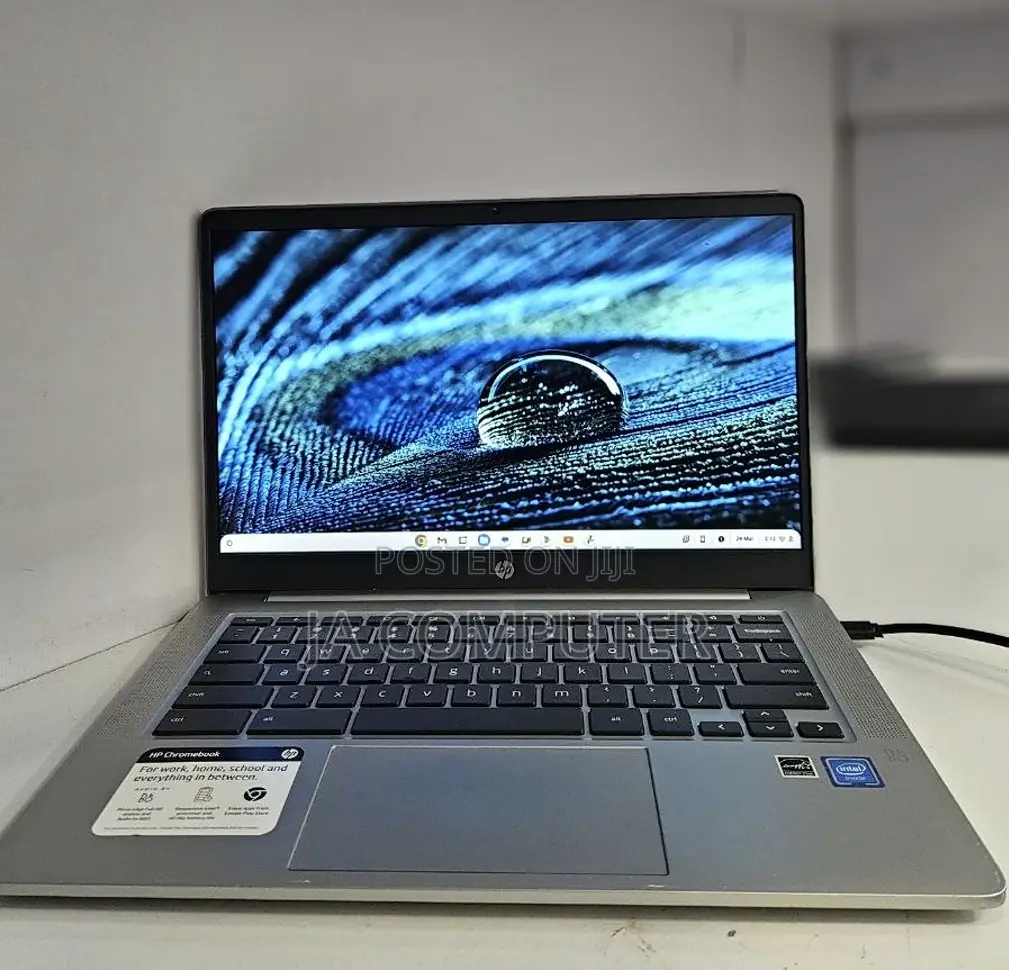 New Laptop HP Chromebook 13 4GB Intel Core I3 SSD 60GB