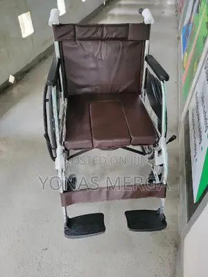 Wheelchair Driving Medical Adult Medical Supplie_pvcmaterial