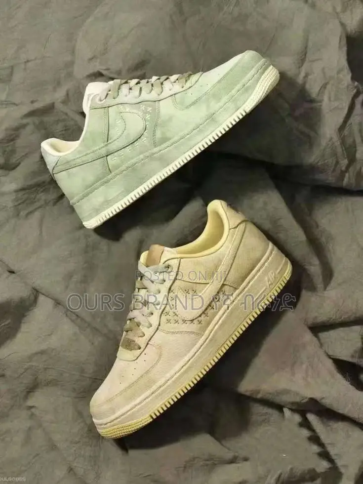 High Master Quality Nike Air Force Low Cut Sneakers Shoes