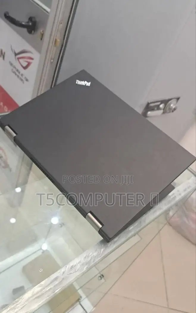 New Laptop Lenovo ThinkPad Yoga 370 8GB Intel Core I5 HDD 512GB
