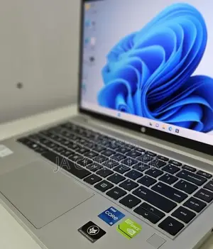 Photo - New Laptop HP Stream Notebook 16GB Intel Core I5 SSD 512GB