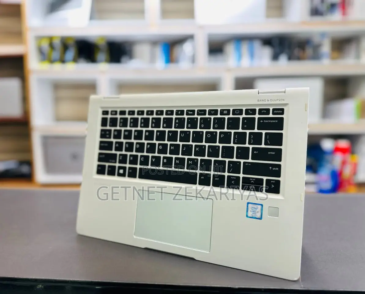 New Laptop HP EliteBook 830 16GB Intel Core I7 SSD 512GB