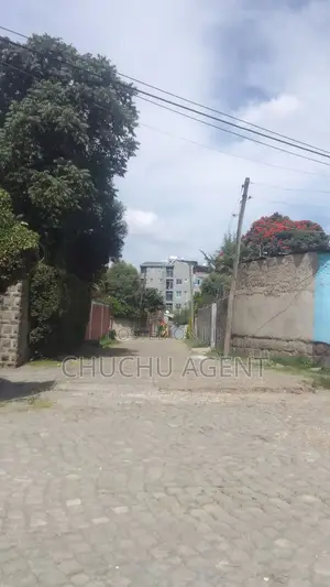 5bdrm House in Bole for sale