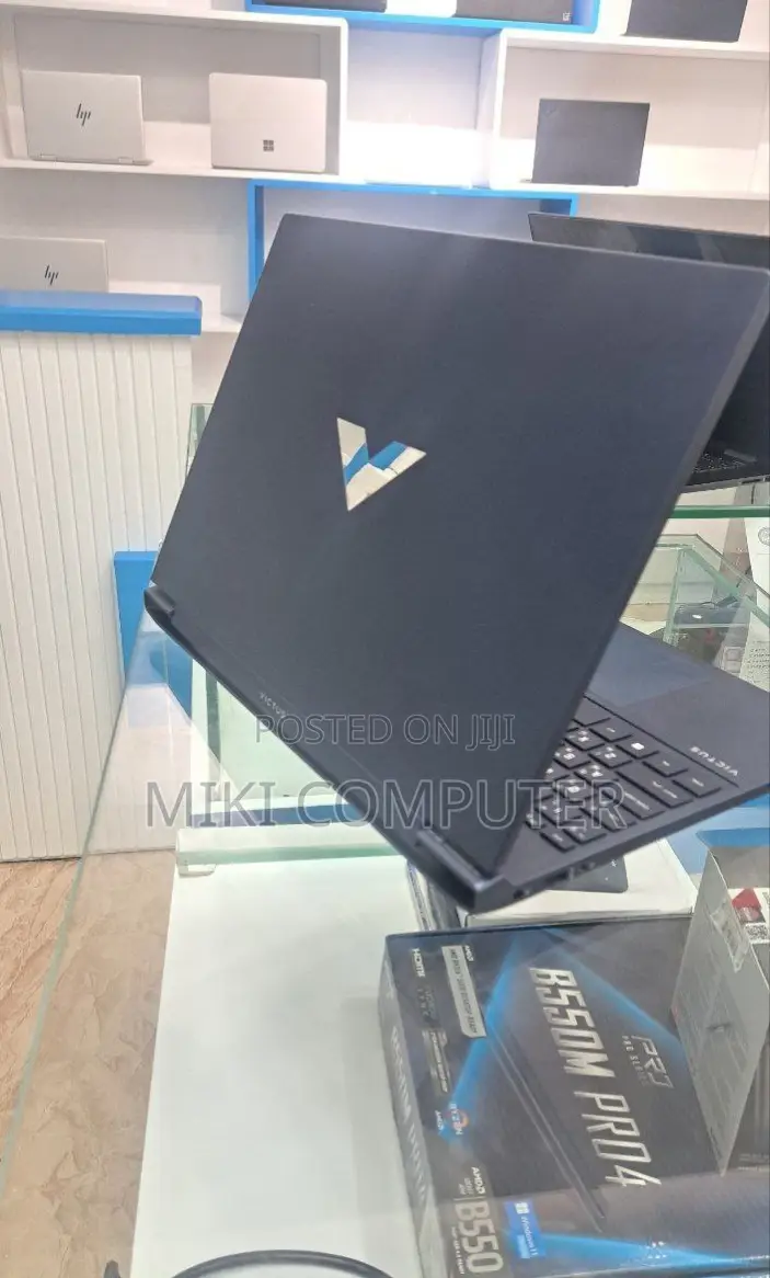 New Laptop HP Victus 15 16GB Intel Core I5 SSD 512GB
