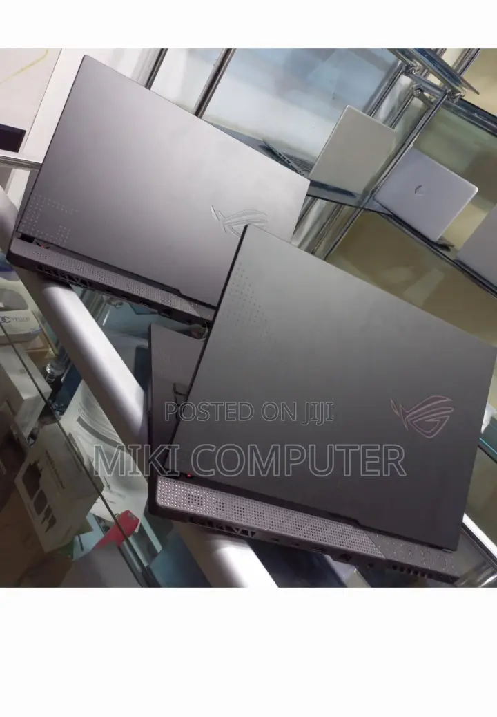 New Laptop Asus ROG Strix G15 16GB AMD Ryzen 7 SSD 1T